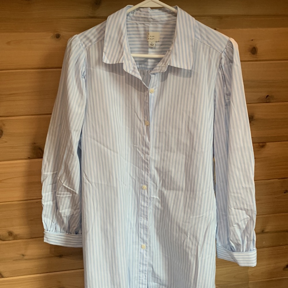 Dress - Picture 2 of 2